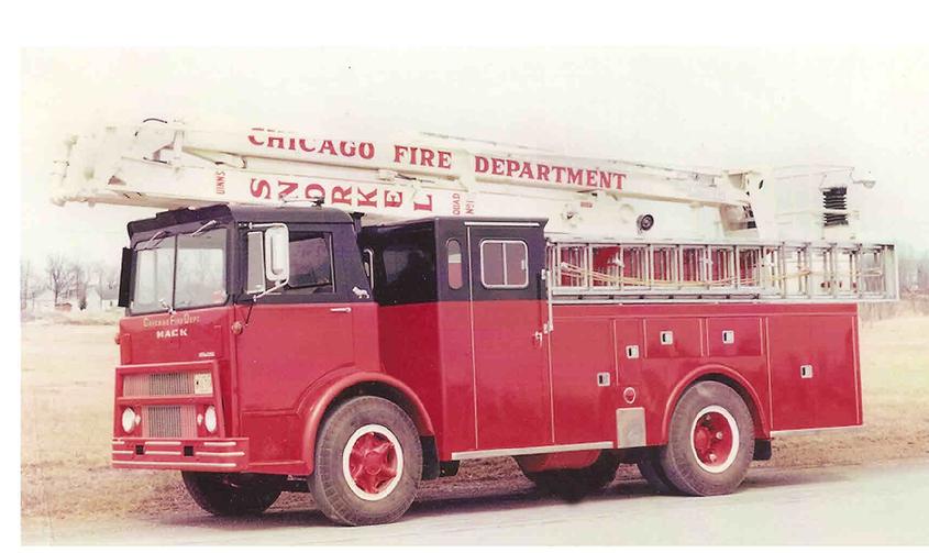 Chicago Fire Department avec haches et emblème CFD Polo bleu marine 